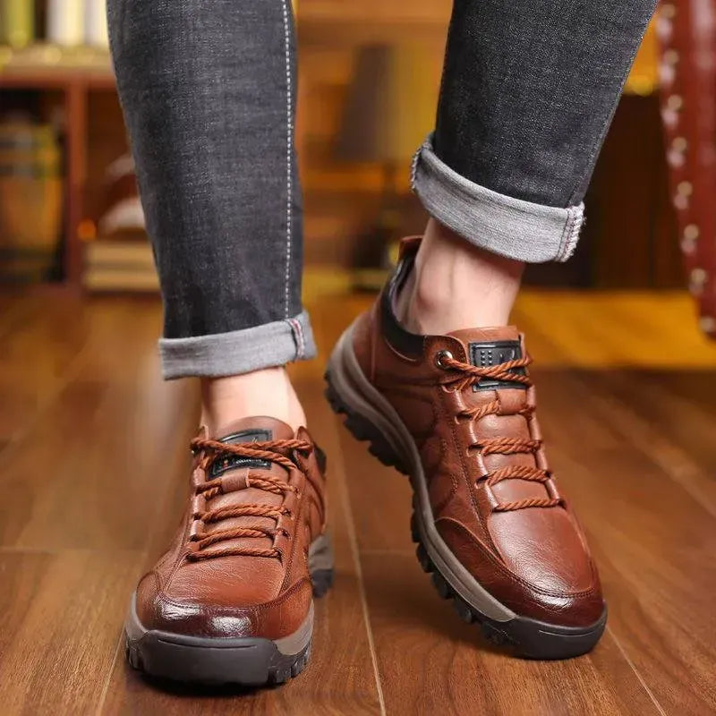 (🎁Oferta por tempo limitado) Sapatos de couro de vitelo italiano macios e confortáveis 🐂 Costurados à mão, impermeáveis e antiderrapantes ✅ Suporte para o arco do pé: caminhada confortável